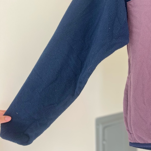 Patagonia Girls Fleece Hooded Jacket - Picture 5 of 5